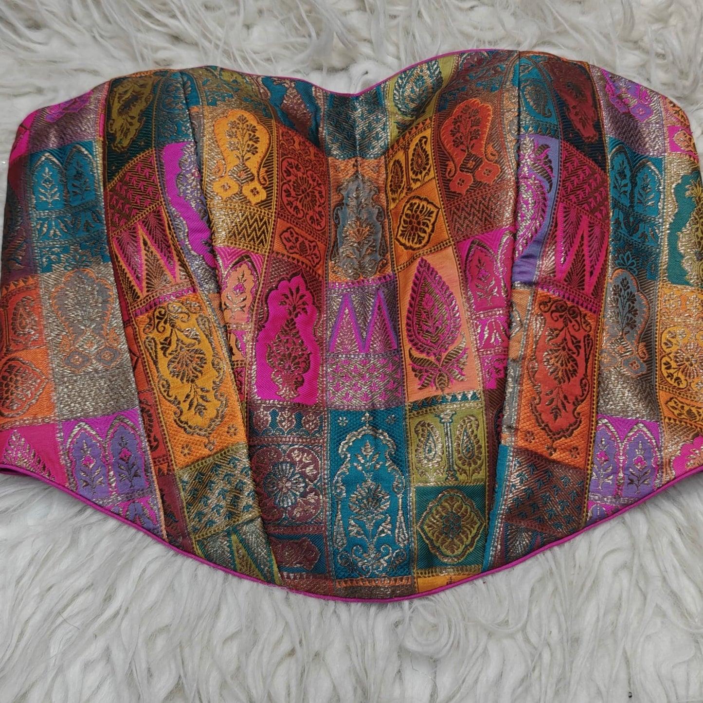 Multicolor Tube