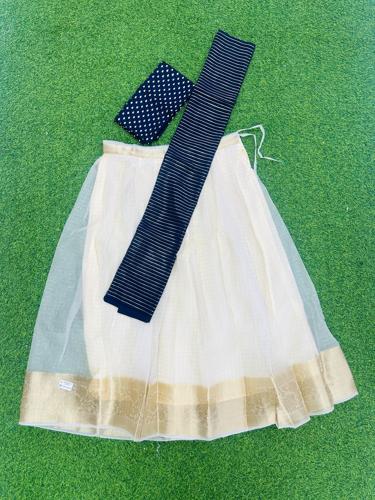 Pattupavada Set